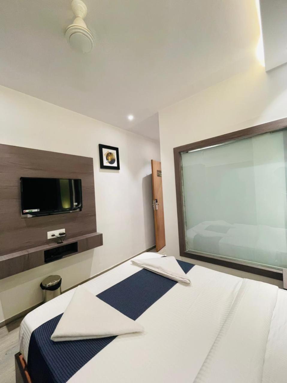 Horizon Inn Near Exhibition Center 孟买 外观 照片
